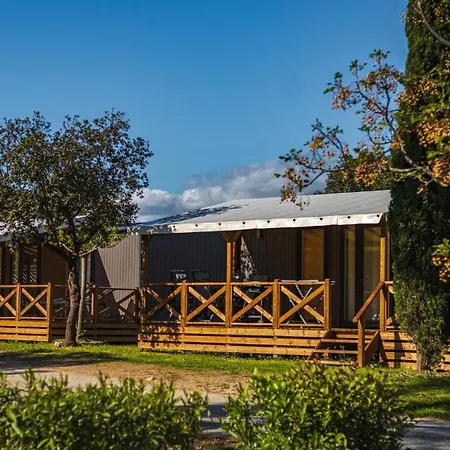 Camping Rcn Domaine De La Noguiere Le Muy Exterior photo