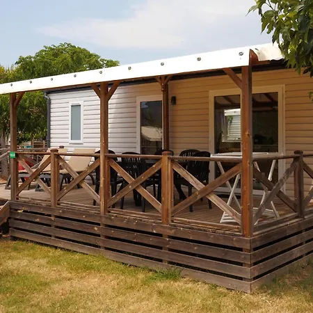 Camping Rcn Domaine De La Noguiere Le Muy Room photo
